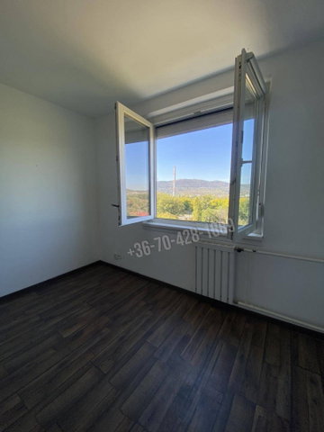 Eladó panellakás, Budapesten, III. kerületben 67.9 M Ft, 2 szobás