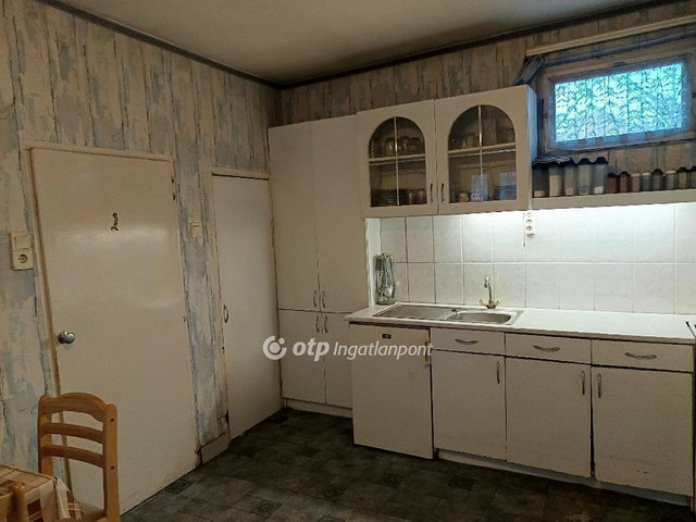 Eladó családi ház, Budapesten, XXI. kerületben 33 M Ft, 1 szobás