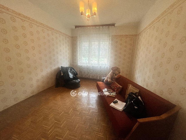 Eladó családi ház, Jászapátiban 13.99 M Ft, 3 szobás