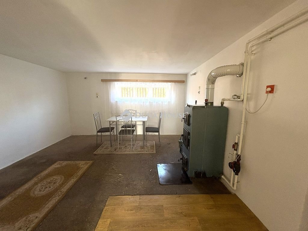 4 bed · 190m² · 57.900.000 ft