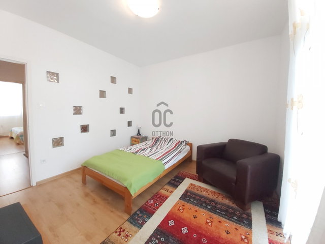 Eladó téglalakás, Hatvanban 37.5 M Ft, 2 szobás