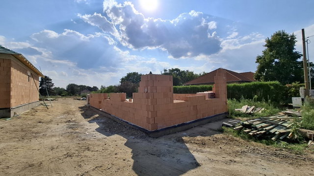 Eladó ikerház, Őrbottyánban 94.99 M Ft, 4 szobás