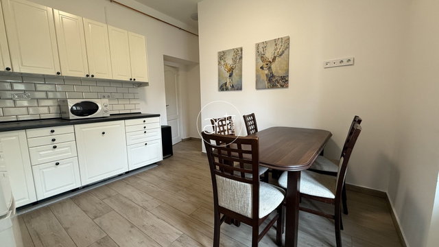 Kiadó téglalakás, albérlet, Szegeden 220 E Ft / hó, 2 szobás