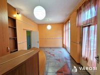 Eladó üzlethelyiség, Békéscsabán 26 M Ft, 1 szobás