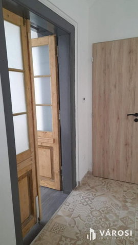 Kiadó üzlethelyiség, Debrecenben 250 E Ft / hó, 1 szobás
