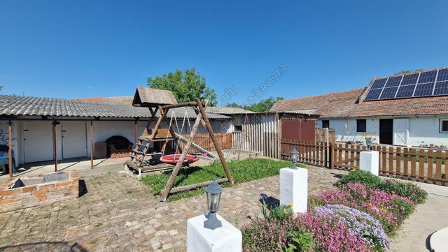 Eladó családi ház, Hódmezővásárhelyen 59 M Ft, 5 szobás