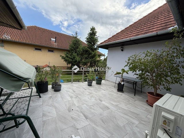 Eladó családi ház, Egerágon 78 M Ft, 6 szobás