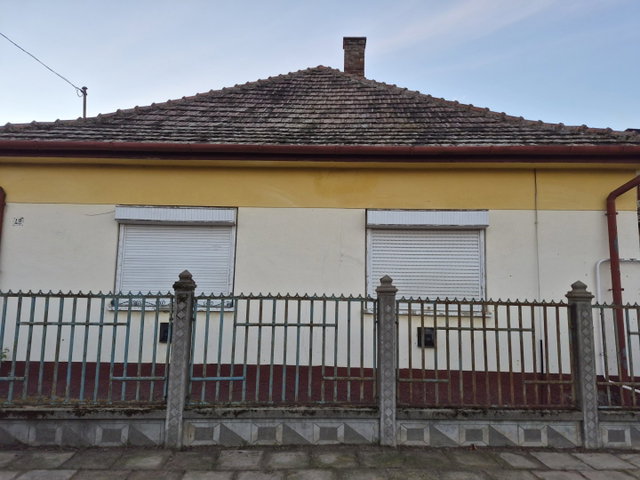 Eladó családi ház, Jármiban 20.8 M Ft, 4 szobás