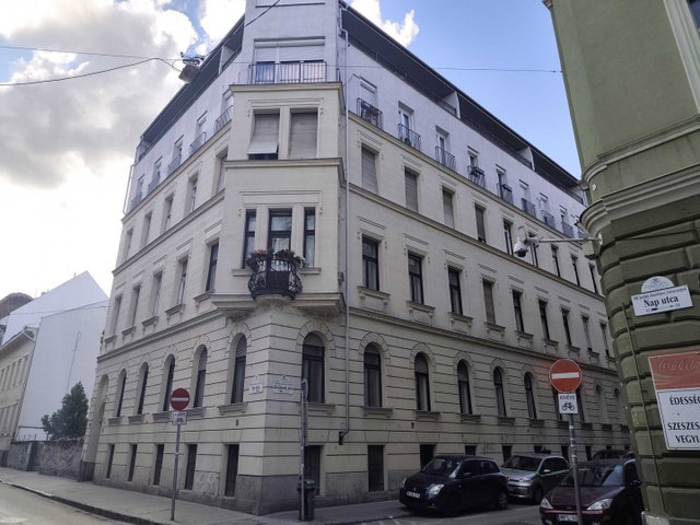 Eladó téglalakás, Budapesten, VIII. kerületben 69.9 M Ft