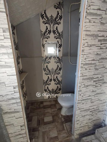 Eladó családi ház, Rádfalván 12.8 M Ft, 2 szobás
