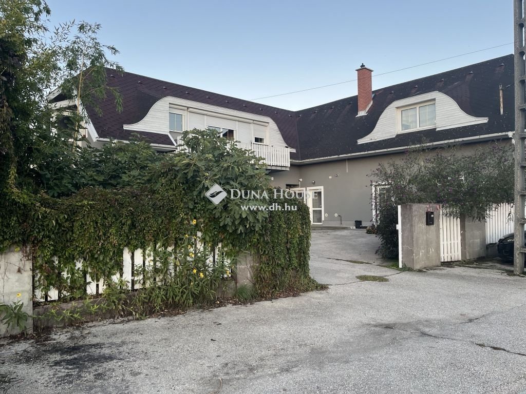 252m² · 175.000.000 ft