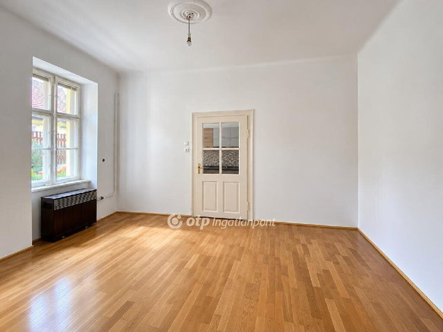 Eladó téglalakás, Budapesten, IV. kerületben 47.5 M Ft, 1 szobás