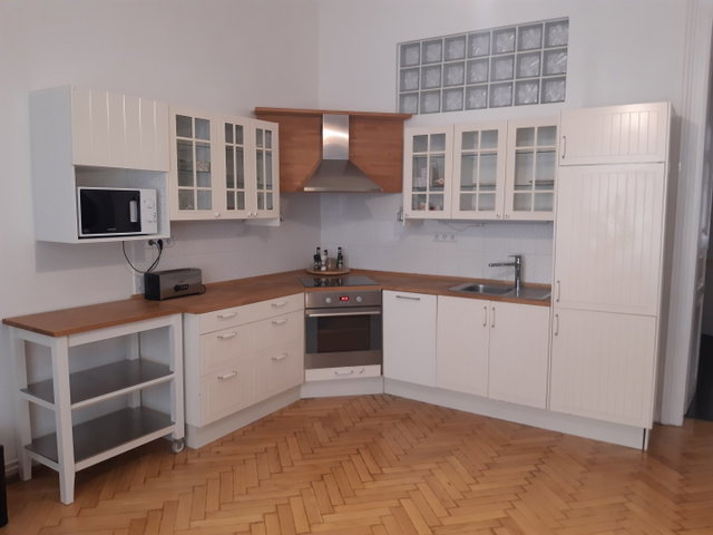 Eladó téglalakás, Budapesten, VI. kerületben 109.5 M Ft