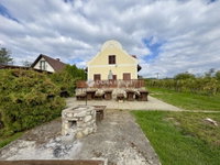 Eladó nyaraló, Balatonfüreden 219 M Ft, 5 szobás