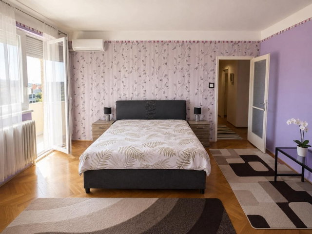 Eladó téglalakás, Komlón, Május 1. utcában 25.5 M Ft, 1 szobás