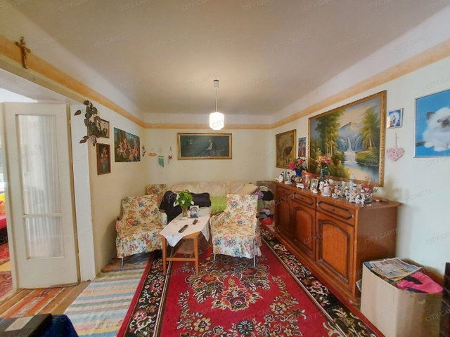 Eladó családi ház, Fajszon 11 M Ft, 4 szobás