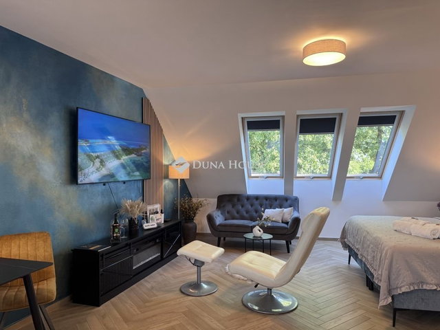 Kiadó téglalakás, albérlet, Debrecenben 280 E Ft / hó, 1 szobás
