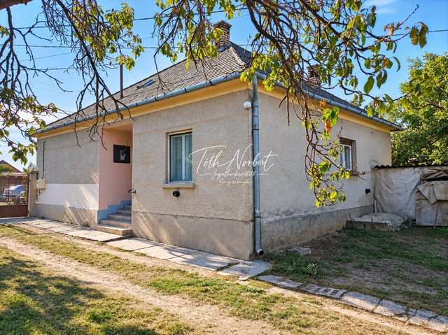 Eladó családi ház, Gyepükajánon 28 M Ft, 3 szobás
