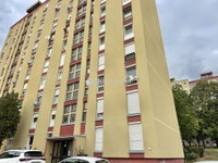 Eladó panellakás, Pécsett 41.5 M Ft, 3 szobás