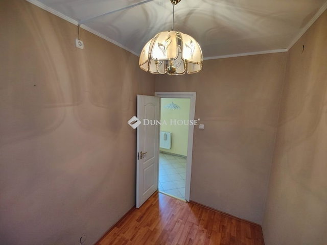 Eladó panellakás, Budapesten, X. kerületben 64.9 M Ft, 3 szobás