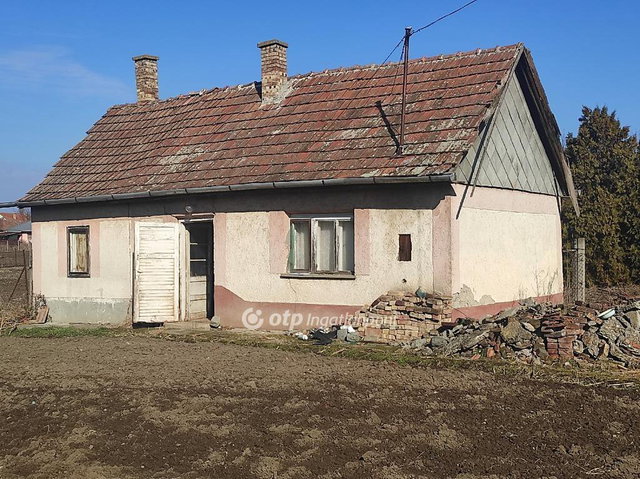 Eladó családi ház, Hajdúdorogon 20 M Ft, 1 szobás