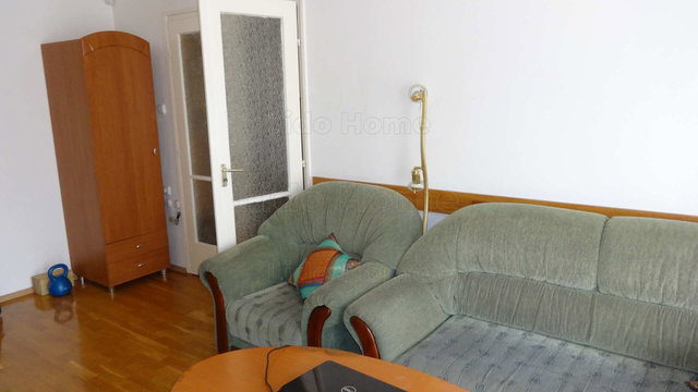 Eladó téglalakás, Siófokon 84 M Ft, 2 szobás