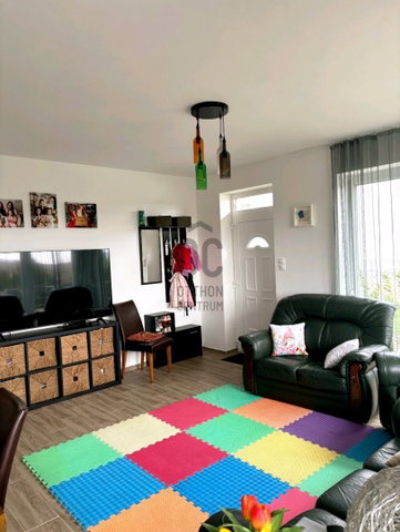 Eladó ikerház, Teskándon 76.5 M Ft, 5 szobás