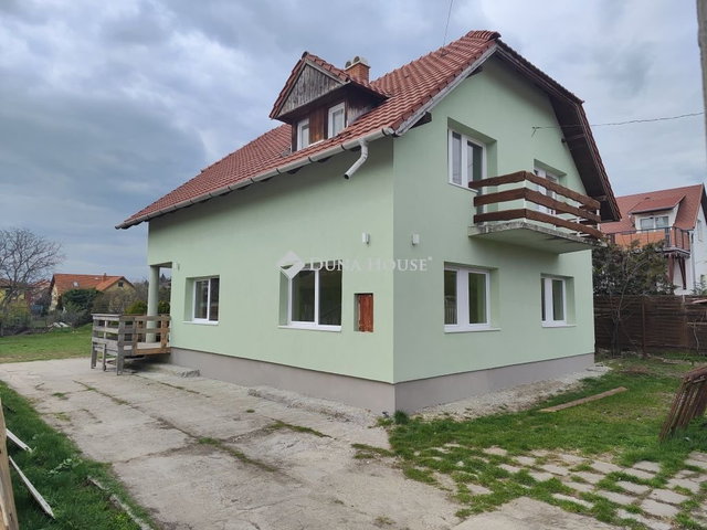 Eladó családi ház, Érden 129 M Ft, 7 szobás
