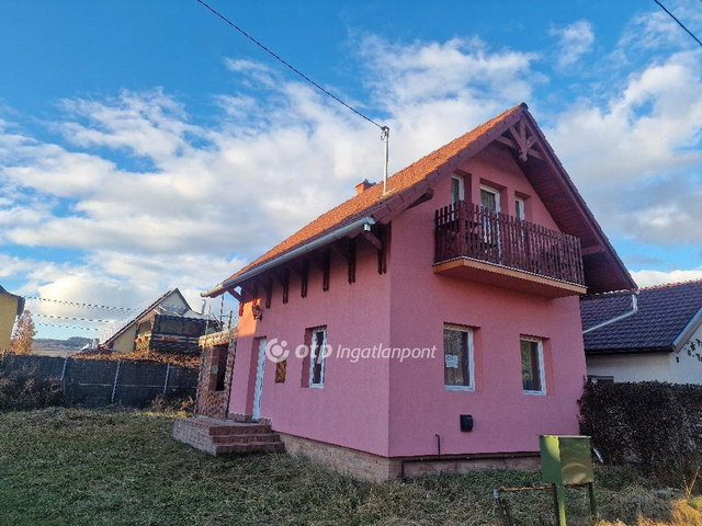 Eladó nyaraló, Sárospatakon 32 M Ft, 2 szobás