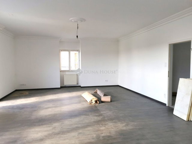Eladó téglalakás, Budakeszin 135 M Ft, 4 szobás