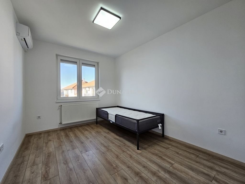 5 hálószoba · 121 m² · 109.900.000 Ft