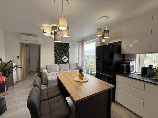 Eladó téglalakás, Budapesten, XVIII. kerületben 94.9 M Ft