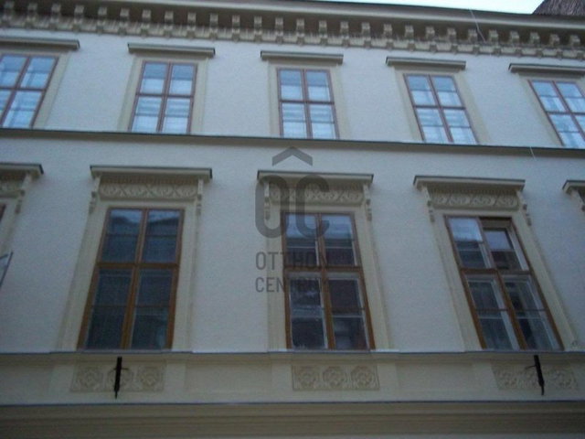 Eladó téglalakás, Budapesten, VI. kerületben 86 M Ft, 1 szobás