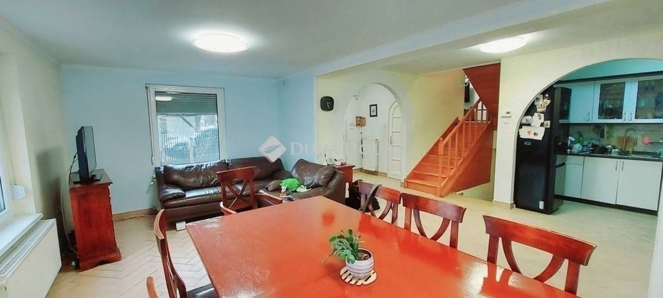 5 bed · 220m² · 160.000.000 ft