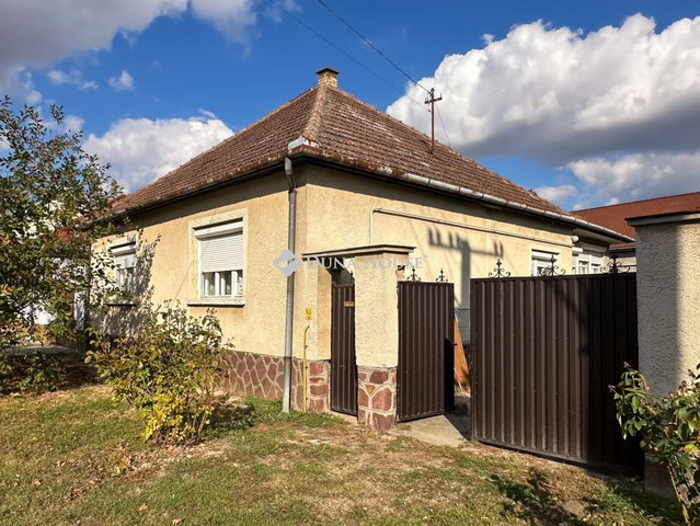 Eladó családi ház, Nemesnádudvaron 19.8 M Ft, 4 szobás