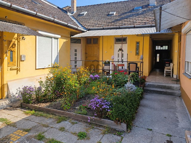 Eladó téglalakás, Budapesten, XX. kerületben 31.9 M Ft, 1 szobás