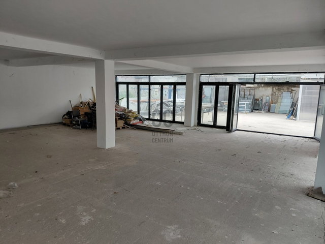 Eladó ipari ingatlan, Budapesten, XX. kerületben 350 M Ft