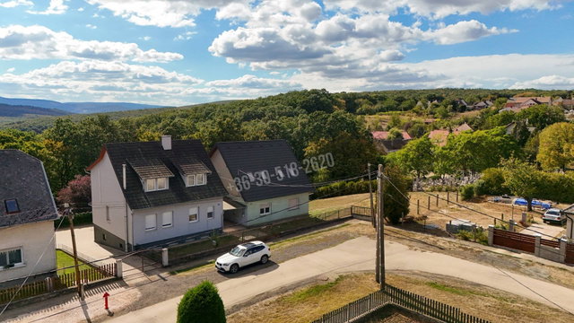 Eladó ikerház, Szendehelyen 69.9 M Ft, 5 szobás