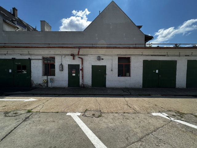 Kiadó ipari ingatlan, Budapesten, XI. kerületben 1533 E Ft / hó