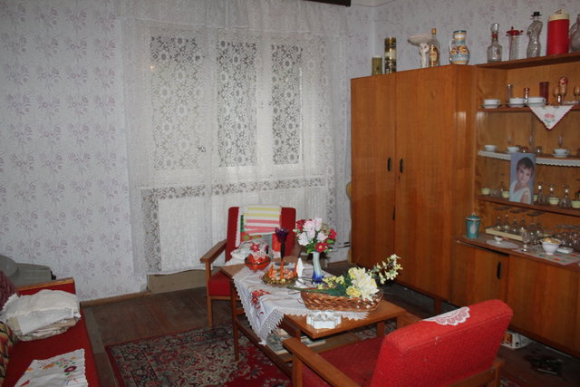 Eladó családi ház, Csornán 39.99 M Ft, 2 szobás