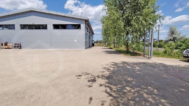 Kiadó ipari ingatlan, Szikszón 1200 E Ft / hó