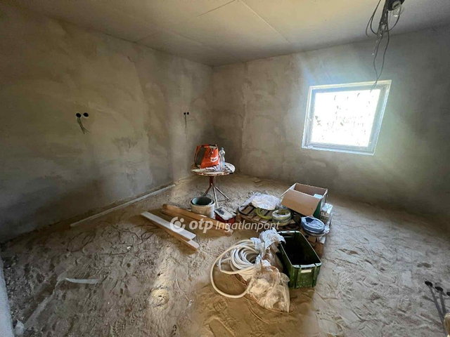 Eladó családi ház, Tápiógyörgyén 12.9 M Ft, 2 szobás