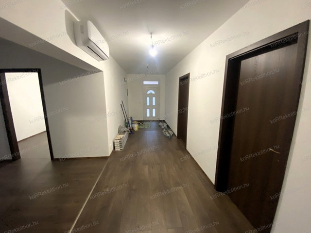 Eladó családi ház, Nagykátán 94.99 M Ft, 4 szobás