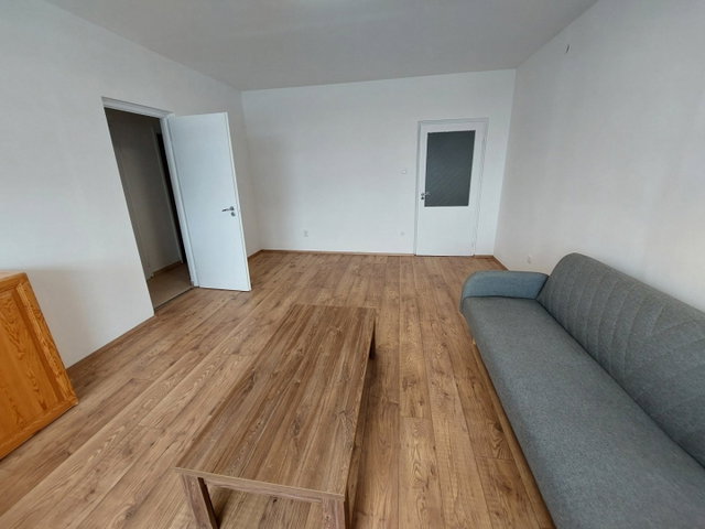 Kiadó panellakás, albérlet, XI. kerületben, Kérő utcában