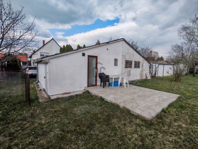 Eladó nyaraló, Balatonlelleén 71.9 M Ft, 5 szobás