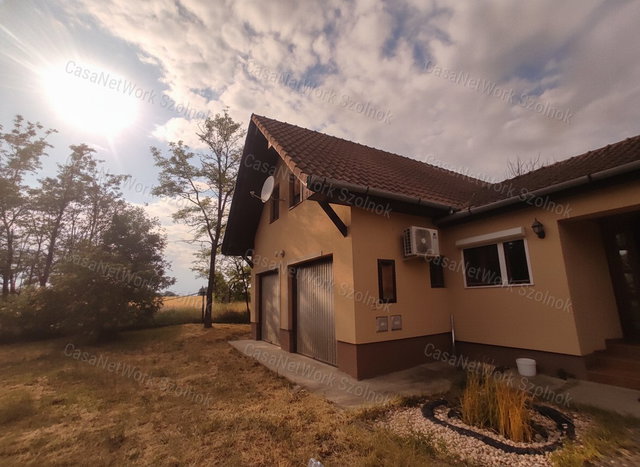 Eladó mezogazdasagi ingatlan, Kiskunfélegyházán 99 M Ft