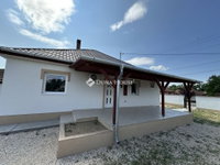 Eladó ikerház, Örkényen 39.9 M Ft, 3 szobás