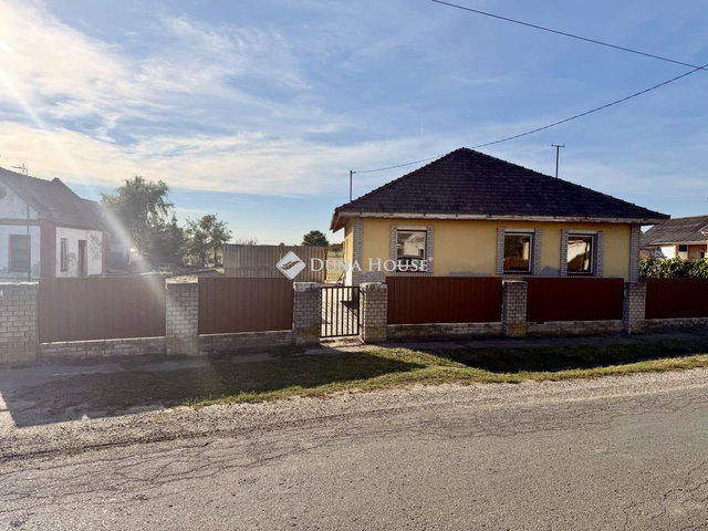 Eladó családi ház, Zalaháshágyon 26.5 M Ft, 3 szobás