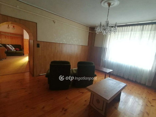 Eladó családi ház, Kecelen 32 M Ft, 5 szobás