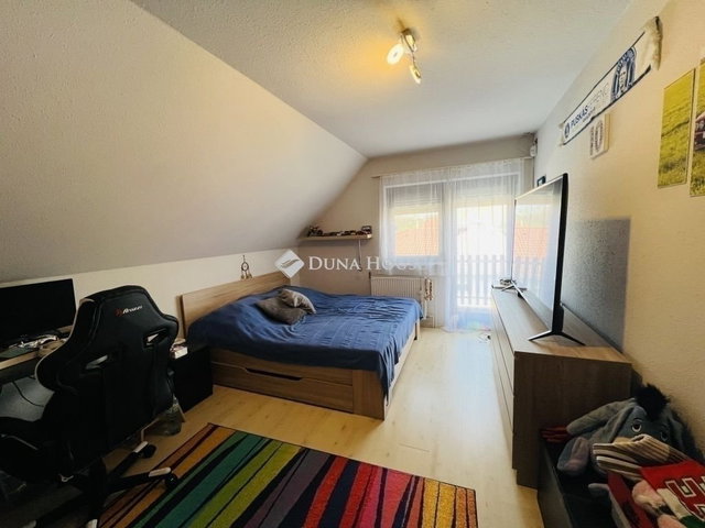 Eladó családi ház, Szigetszentmiklóson 79.99 M Ft, 3 szobás